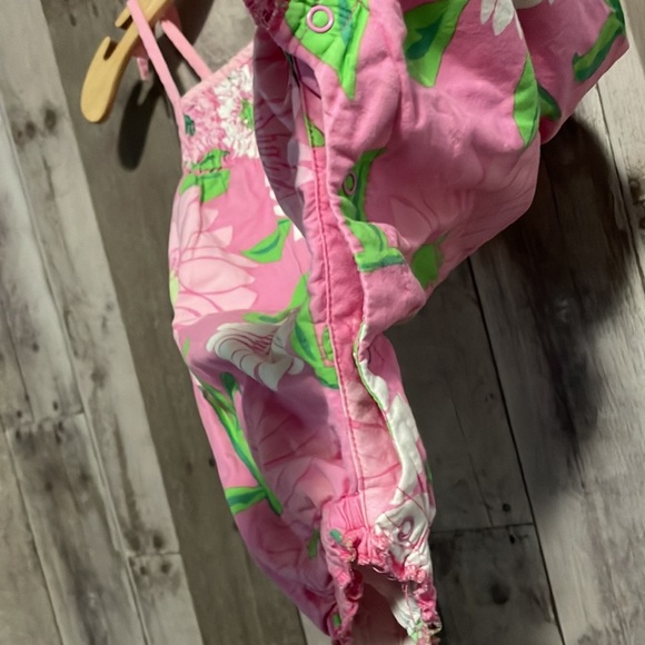 Lilly Pulitzer white label pink floral short-all romper 18-24 mos. - Picture 6 of 6
